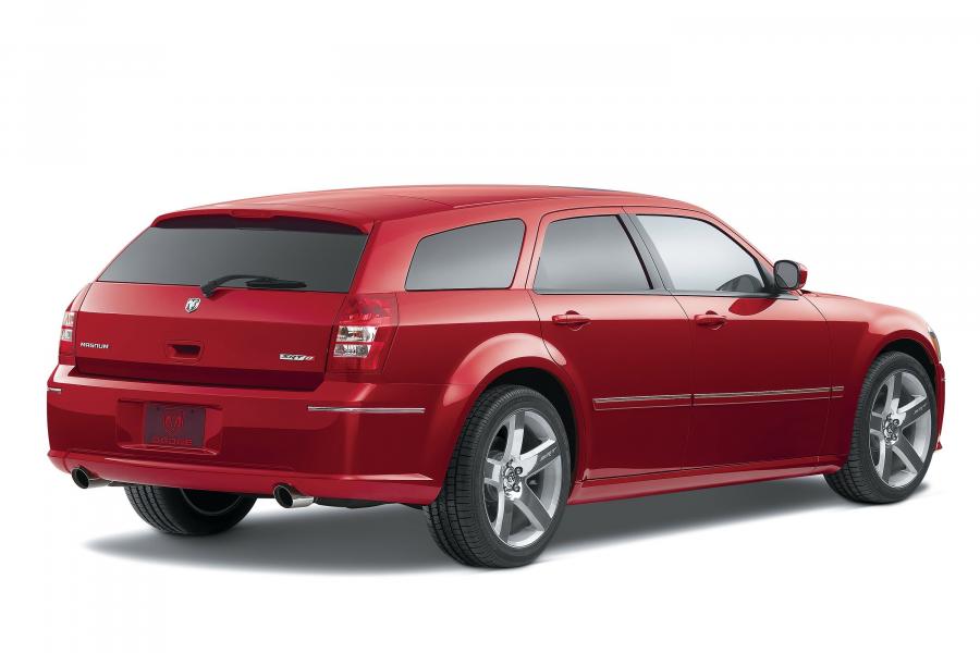  Dodge Magnum SRT8 2006 года  (фото 7 из 14)